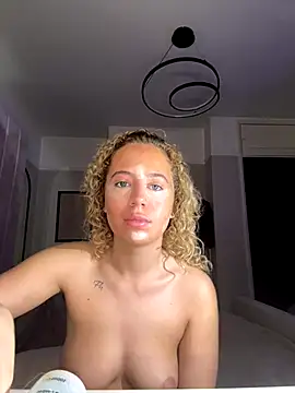 Aurorajadex online show from October 1, 2:45 pm