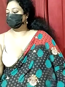 Snapshot of surekha-30 chatting on April 9, 6:24 pm surekha-30 online show from April 9, 6:24 pm