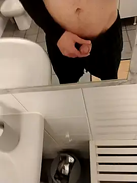 Baldassarre1990 online show from November 2, 1:30 am