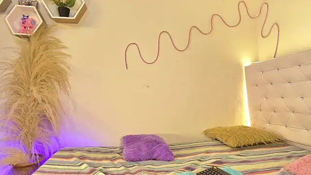 Snapshot of tatixxxvega chatting on October 29, 1:24 pm tatixxxvega online show from October 29, 1:24 pm