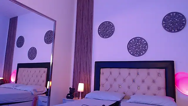 Snapshot of Serena_Houstonn chatting on October 30, 11:33 am Serena Houstonn online show from October 30, 11:33 am