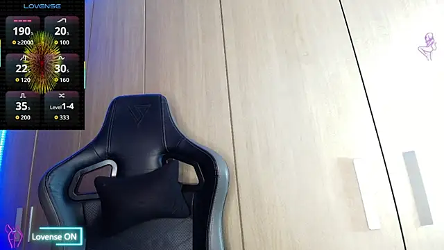 Snapshot of Latin_goddsexxx chatting on March 13, 4:30 am Latin goddsexxx online show from March 13, 4:30 am