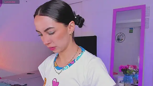 Aryane art  online show from January 6, 10:12 pm