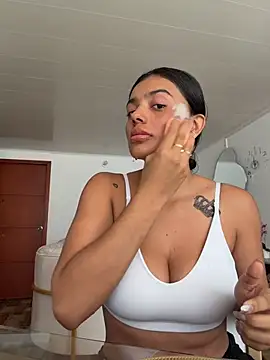 AnaaFaith  online show from January 18, 6:12 pm