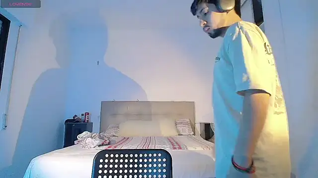 Dimax xxx online show from October 10, 8:30 pm