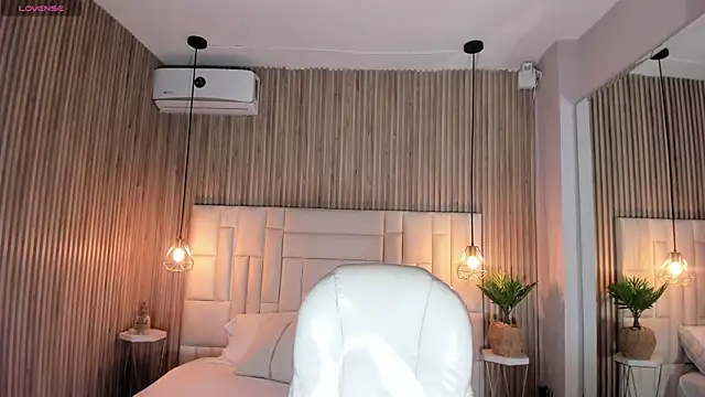 DulceGreem online show from November 27, 11:34 am