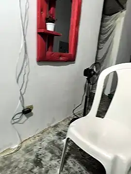 Snapshot of giannis090 chatting on October 9, 7:45 pm giannis090 online show from October 9, 7:45 pm