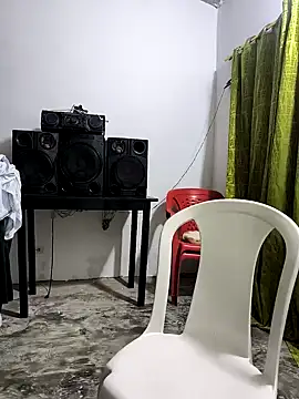 Snapshot of giannis090 chatting on October 11, 4:22 am giannis090 online show from October 11, 4:22 am