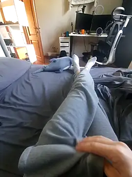 Snapshot of RocketManChannel chatting on September 14, 11:09 am RocketManChannel online show from September 14, 11:09 am