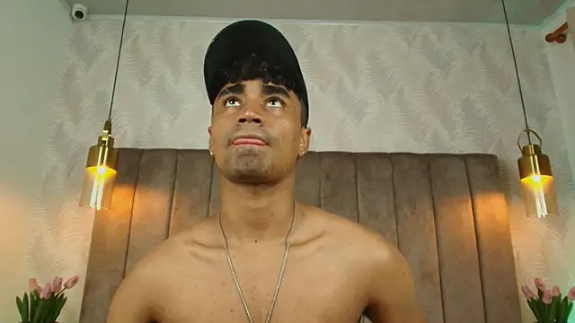 Jacob 606 online show from November 12, 7:46 pm