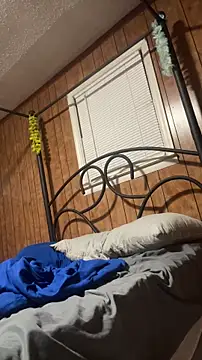 SlimSexxxy69 online show from March 19, 3:10 am