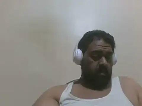 elpoop7305 online show from May 3, 2:34 pm
