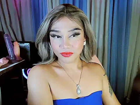 Snapshot of YourNikkieXxx chatting on June 21, 7:05 pm YourNikkieXxx online show from June 21, 7:05 pm