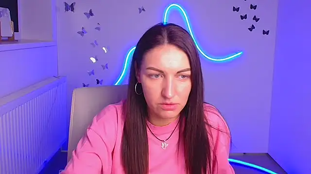 Aurora Loveu online show from November 26, 8:04 am