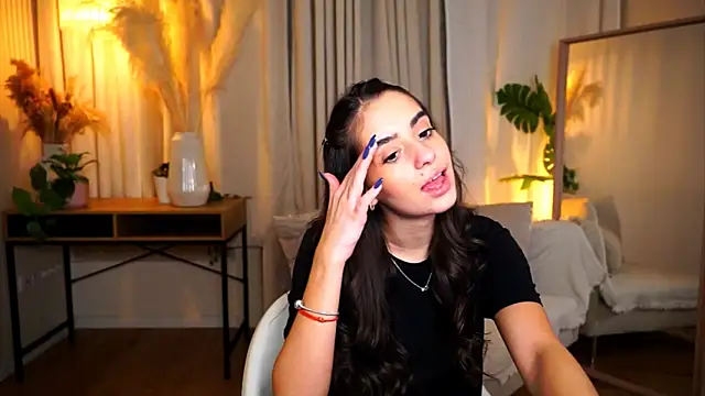 miilky wayy online show from January 18, 5:06 pm