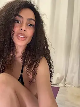 yasmingarcia online show from January 19, 12:09 pm