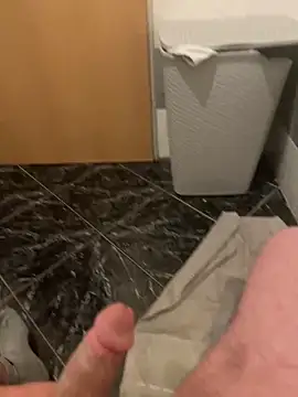 geilheit12 online show from March 29, 8:20 pm