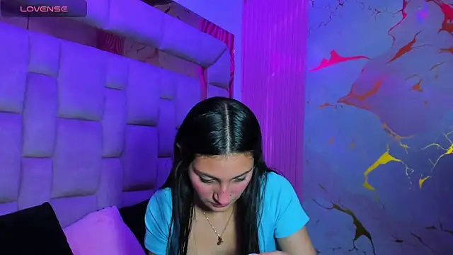  Luna Bennett online show from May 21, 8:16 pm