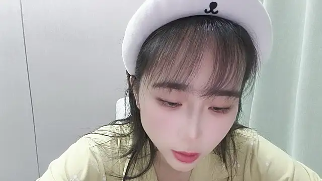 Honeysexy-1 online show from November 3, 1:01 pm