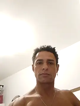 Snapshot of leleka2025 chatting on April 6, 12:41 am leleka2025 online show from April 6, 12:41 am