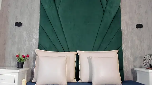 Tyler gus online show from September 9, 11:32 am