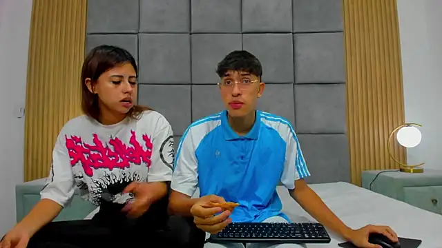 ChanellandMax online show from November 7, 1:00 pm