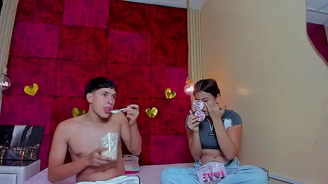 ChanellandMax online show from February 11, 1:49 pm