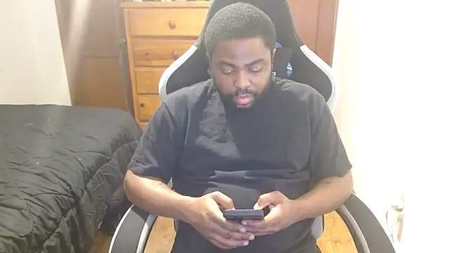 Breadwinnah online show from November 16, 7:36 am