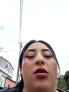 megan fox5 online show from October 8, 6:38 pm