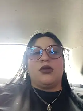 megan fox5 online show from February 6, 5:27 pm