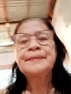 Snapshot of Sweet-Lita50 chatting on October 4, 3:04 am Sweet-Lita50 online show from October 4, 3:04 am