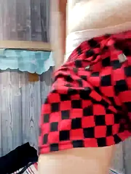 Snapshot of Sweet-Lita50 chatting on October 28, 3:32 am Sweet-Lita50 online show from October 28, 3:32 am