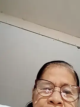 Snapshot of Sweet-Lita50 chatting on November 16, 1:55 am Sweet-Lita50 online show from November 16, 1:55 am