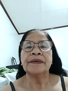 Snapshot of Sweet-Lita50 chatting on February 27, 1:33 pm Sweet-Lita50 online show from February 27, 1:33 pm