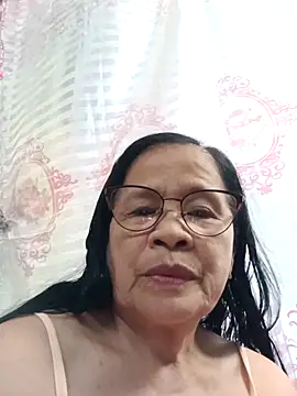 Snapshot of Sweet-Lita50 chatting on March 10, 5:45 am Sweet-Lita50 online show from March 10, 5:45 am