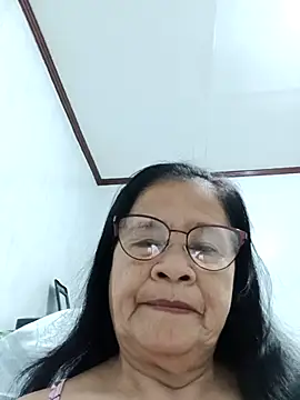 Snapshot of Sweet-Lita50 chatting on March 12, 11:11 pm Sweet-Lita50 online show from March 12, 11:11 pm