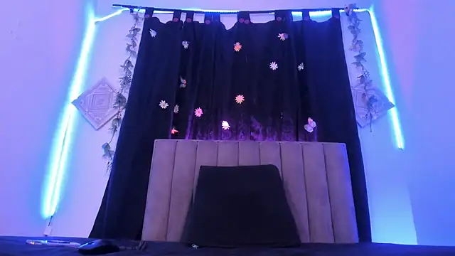 AkiraStone  online show from September 25, 12:42 pm