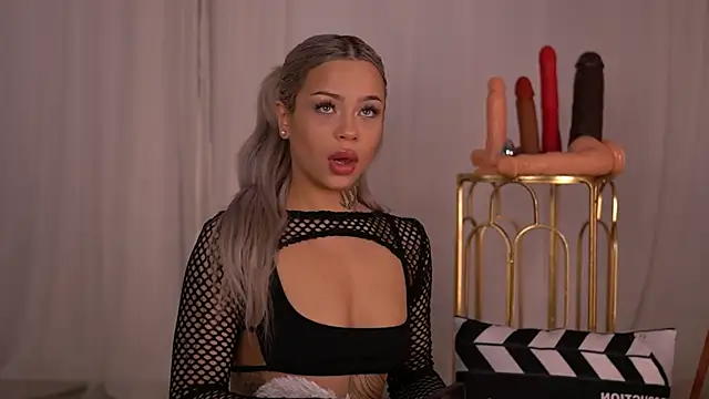 NickyBenz online show from September 30, 5:40 pm