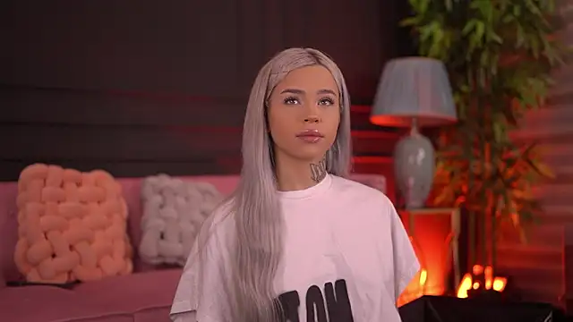 NickyBenz online show from November 7, 6:52 pm