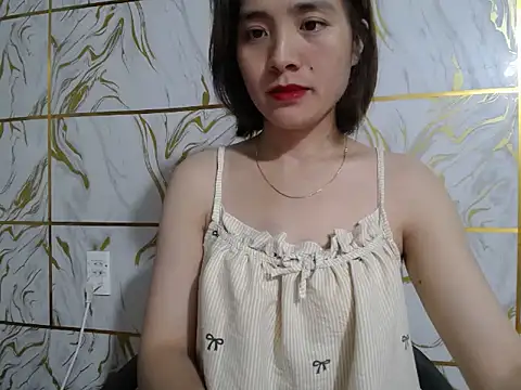 Snapshot of Lyzizi_lovely09 chatting on October 31, 1:23 pm Lyzizi lovely09 online show from October 31, 1:23 pm