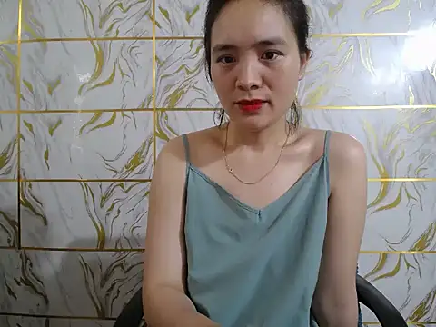 Lyzizi lovely09 online show from May 15, 1:23 am