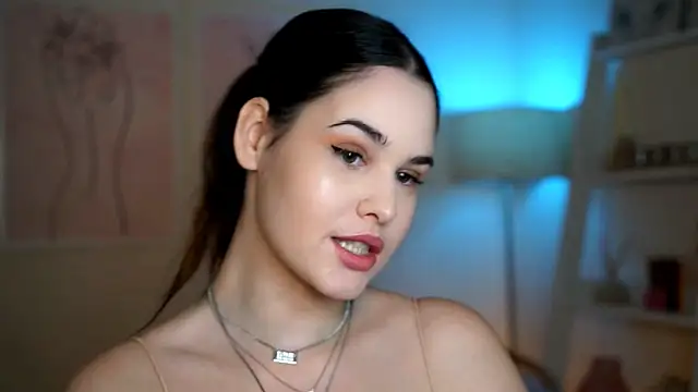 BustyGff online show from October 15, 8:25 am