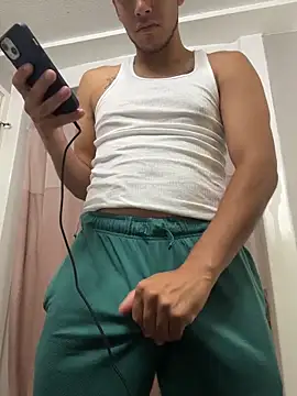 Snapshot of StrokingDaddy4 chatting on June 20, 4:54 pm StrokingDaddy4 online show from June 20, 4:54 pm
