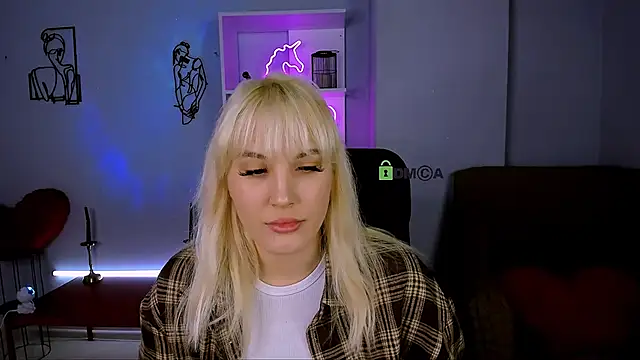 marta smith online show from December 1, 8:03 pm