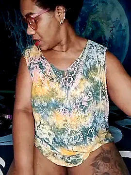 Snapshot of analgetica chatting on November 20, 11:21 am analgetica online show from November 20, 11:21 am