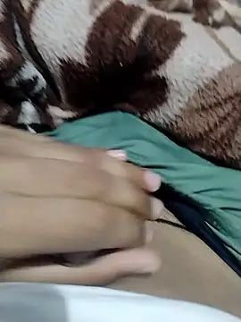 Snapshot of themasklover chatting on March 15, 7:14 am themasklover online show from March 15, 7:14 am