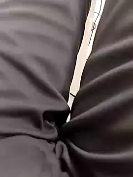 Snapshot of themasklover chatting on March 27, 7:14 am themasklover online show from March 27, 7:14 am