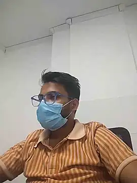 Snapshot of themasklover chatting on May 21, 7:26 am themasklover online show from May 21, 7:26 am