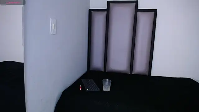 Snapshot of Lucy-23 chatting on September 23, 5:10 am Lucy-23 online show from September 23, 5:10 am