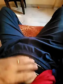 coupleyug online show from September 9, 10:04 am